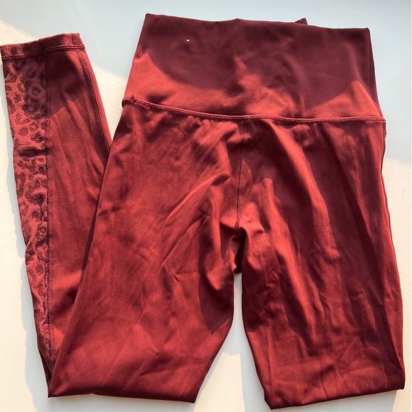 Aerie Offline Goals High Waisted Maroon Red Cheetah print leggings - Picture 2 of 7
